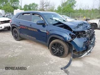 ✅ 2022 Volkswagen Atlas SE • VIN: 1V2KC2CA9NC216742 • Lot: 42406428. Listed on IAAI with 34,598 mi. Free auction sales archive from the USA and detailed vehicle history report at DreamBid. Image 1.