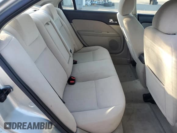 ✅ 2006 Mercury Milan • VIN: 3MEFM07146R666945 • Lot: 49838285. Listed on Copart with 70,493 mi. Free auction sales archive from the USA and detailed vehicle history report at DreamBid. Image 10.