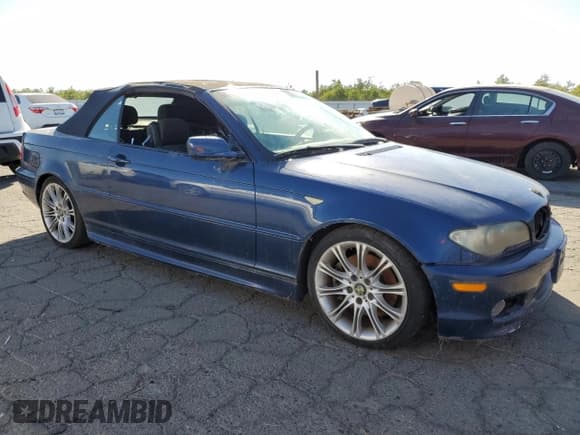 ✅ 2005 BMW 3 Series 330Ci • VIN: WBABW53415PJ96819 • Lot: 82293475. Listed on Copart with 116,141 mi. Free auction sales archive from the USA and detailed vehicle history report at DreamBid. Image 4.