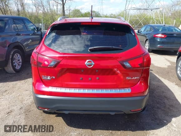 ✅ 2017 Nissan Rogue SV • VIN: JN1BJ1CR4HW128467 • Lot: 41972625. Wystawiony na IAAI z przebiegiem 157 801 mil. Bezpłatny archiwum sprzedaży aukcyjnych z USA i szczegółowy raport historii pojazdu na DreamBid. Zdjęcie 17.