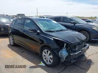 2012 Hyundai Accent SE z VIN KMHCU5AEXCU003781, wystawiony jako IAAI lot #42134157 z przebiegiem 128 584 mil mil oraz . Historia ofert i sprzedaży dostępna na DreamBid. Obrazek 1.