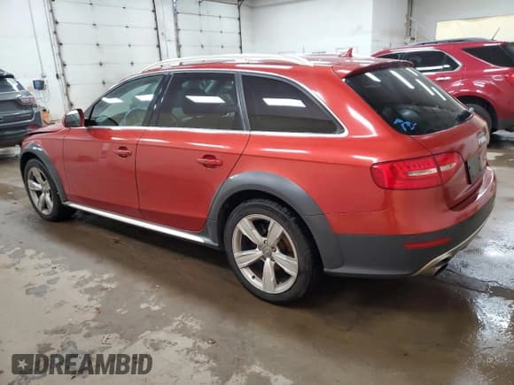 ✅ 2015 Audi allroad A4 Premium • VIN: WA1TFAFL1FA024761 • Лот: 90037265. Опубликован ранее на Copart с пробегом 108 508 миль. Бесплатный доступ к архиву аукционных продаж из США и подробный отчёт об истории автомобиля на DreamBid. Изображение 2.