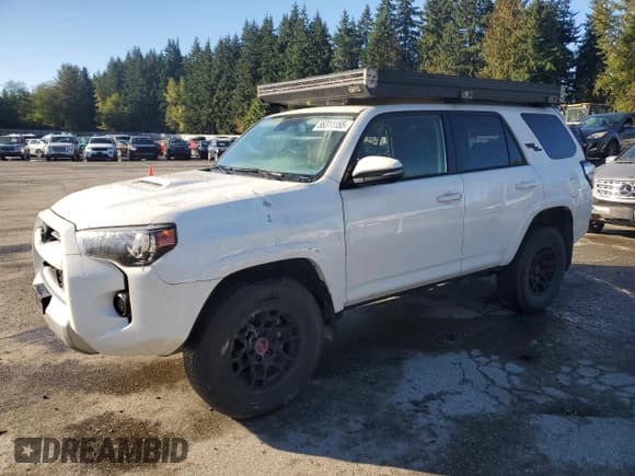 ✅ 2024 Toyota 4Runner TRD Off Road Premium • VIN: JTERU5JR0R6275993 • Lot: 86311155. Listed on Copart with 18,627 mi. Free auction sales archive from the USA and detailed vehicle history report at DreamBid. Image 1.