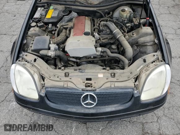 ✅ 1998 Mercedes-Benz SLK 230/320 • VIN: WDBKK47F3WF046432 • Lot: 50532165. Listed on Copart with 37,605 mi. Free auction sales archive from the USA and detailed vehicle history report at DreamBid. Image 11.