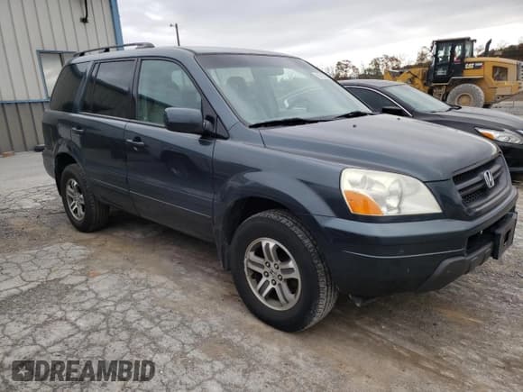 ✅ 2004 Honda Pilot EX • VIN: 2HKYF184X4H544819 • Lot: 82773965. Listed on Copart with 177,699 mi. Free auction sales archive from the USA and detailed vehicle history report at DreamBid. Image 4.