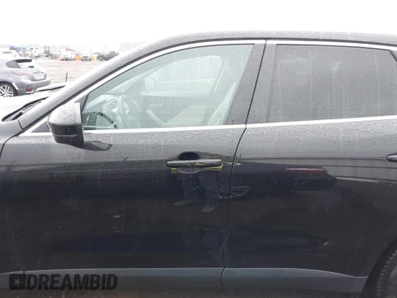 ✅ 2019 Jaguar F-Pace 25t Premium • VIN: SADCJ2FX5KA616255 • Lot: 41414227. Listed on IAAI with 65,068 mi. Free auction sales archive from the USA and detailed vehicle history report at DreamBid. Image 14.