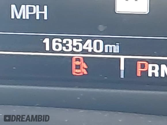 ✅ 2020 Chevrolet Suburban LT • VIN: 1GNSCHKC2LR305366 • Lot: 42080587. Wystawiony na IAAI z przebiegiem 163 540 mil. Bezpłatny archiwum sprzedaży aukcyjnych z USA i szczegółowy raport historii pojazdu na DreamBid. Zdjęcie 15.