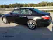 2010 Hyundai Genesis z VIN KMHGC4DE4AU074482, wystawiony jako Copart lot #77200094 z przebiegiem 156 278 mil mil oraz Nie do naprawy • Non repairable. Historia ofert i sprzedaży dostępna na DreamBid. Obrazek 2.