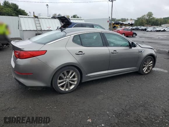✅ 2015 Kia Optima SX Turbo • VIN: 5XXGR4A69FG400550 • Lot: 83816245. Listed on Copart with 142,907 mi. Free auction sales archive from the USA and detailed vehicle history report at DreamBid. Image 3.