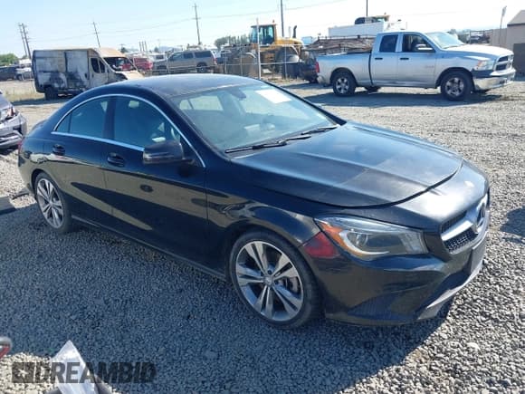 ✅ 2014 Mercedes-Benz CLA 250 • VIN: WDDSJ4EBXEN033983 • Lot: 42809308. Listed on IAAI with 136,818 mi. Free auction sales archive from the USA and detailed vehicle history report at DreamBid. Image 1.