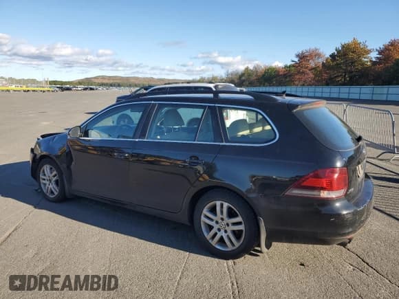 ✅ 2013 Volkswagen Jetta TDI w/Sunroof & Nav • VIN: 3VWPL7AJ3DM641391 • Lot: 86071015. Listed on Copart with 83,040 mi. Free auction sales archive from the USA and detailed vehicle history report at DreamBid. Image 2.