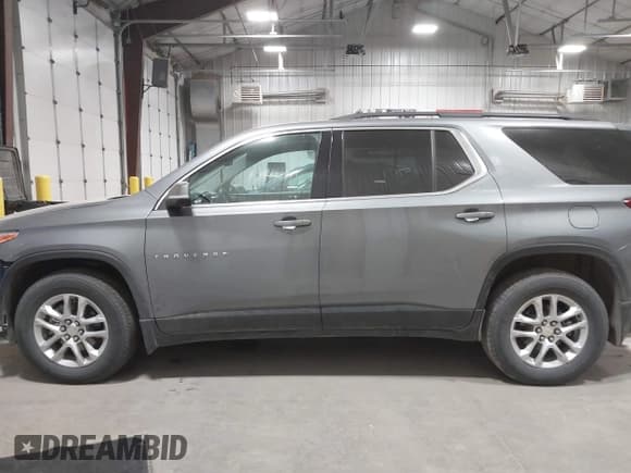✅ 2021 Chevrolet Traverse LT Cloth • VIN: 1GNEVGKW7MJ139681 • Lot: 43409810. Wystawiony na IAAI z przebiegiem 82 155 mil. Bezpłatny archiwum sprzedaży aukcyjnych z USA i szczegółowy raport historii pojazdu na DreamBid. Zdjęcie 15.