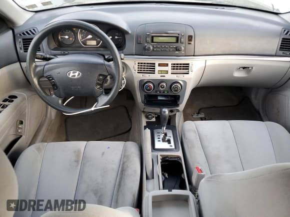 ✅ 2008 Hyundai Sonata GLS • VIN: 5NPET46C48H382957 • Лот: 79512604. Опубликован ранее на Copart с пробегом 180 172 миль. Бесплатный доступ к архиву аукционных продаж из США и подробный отчёт об истории автомобиля на DreamBid. Изображение 8.