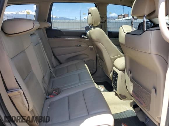 ✅ 2019 Jeep Grand Cherokee Overland • VIN: 1C4RJFCG7KC709686 • Lot: 57207255. Listed on Copart with 73,342 mi. Free auction sales archive from the USA and detailed vehicle history report at DreamBid. Image 11.