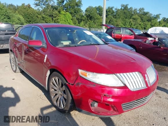 ✅ 2010 Lincoln MKS • VIN: 1LNHL9DR3AG607117 • Lot: 42866704. Wystawiony na IAAI z przebiegiem 219 352 mil. Bezpłatny archiwum sprzedaży aukcyjnych z USA i szczegółowy raport historii pojazdu na DreamBid. Zdjęcie 1.