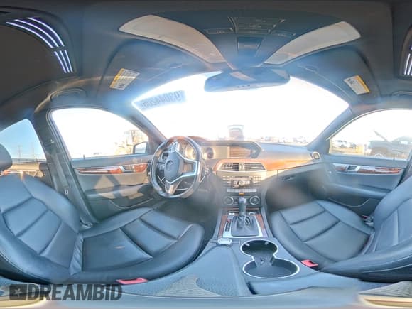 ✅ 2012 Mercedes-Benz C 300 Sport • VIN: WDDGF8BB6CR203247 • Lot: 93044205. Listed on Copart with 136,441 mi. Free auction sales archive from the USA and detailed vehicle history report at DreamBid. Image 15.