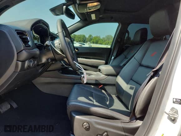 2025 Dodge Durango R/T Plus with VIN 1C4SDJCT4SC523225, listed as a Copart auction lot 80354635 with 215 mi miles and Salvage title. Bid and sale history available at DreamBid. Image 7.