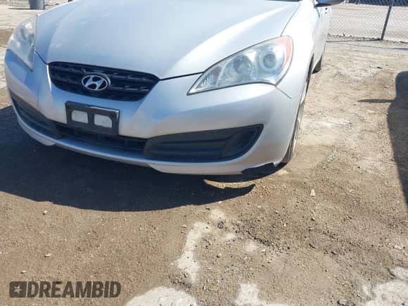 2012 Hyundai Genesis Coupe 2.0T z VIN KMHHT6KD5CU069966, wystawiony jako IAAI lot #42858390 z przebiegiem 98 030 mil mil oraz . Historia ofert i sprzedaży dostępna na DreamBid. Obrazek 6.