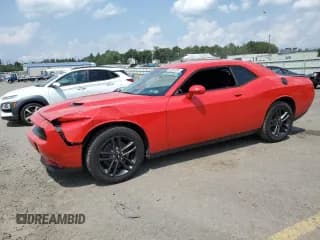 ✅ 2019 Dodge Challenger SXT • VIN: 2C3CDZGG4KH522173 • Lot: 65908284. Wystawiony na Copart z przebiegiem 95 134 mil. Bezpłatny archiwum sprzedaży aukcyjnych z USA i szczegółowy raport historii pojazdu na DreamBid. Zdjęcie 1.