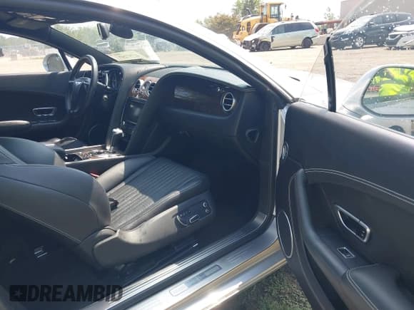 ✅ 2016 Bentley Continental GT • VIN: SCBFU7ZA8GC057190 • Lot: 42757257. Listed on IAAI with 60,413 mi. Free auction sales archive from the USA and detailed vehicle history report at DreamBid. Image 5.