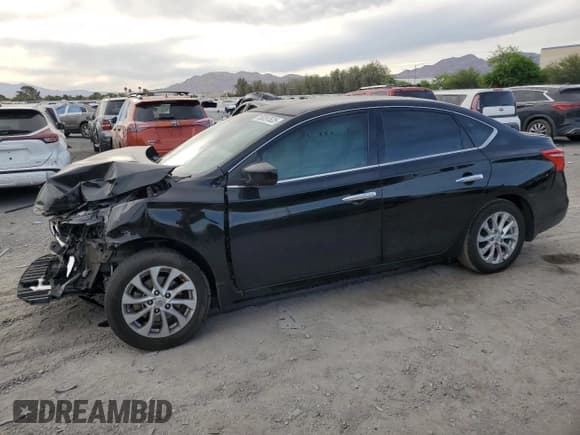 ✅ 2018 Nissan Sentra SV • VIN: 3N1AB7AP1JY311871 • Lot: 55297635. Listed on Copart with 71,842 mi. Free auction sales archive from the USA and detailed vehicle history report at DreamBid. Image 1.
