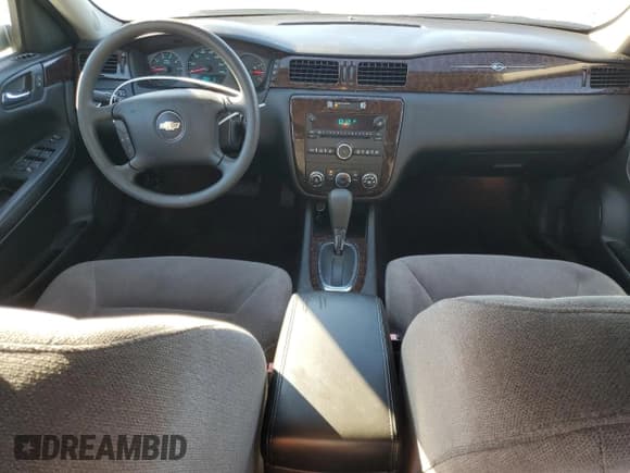 ✅ 2014 Chevrolet Impala LS • VIN: 2G1WA5E37E1127582 • Lot: 87417295. Listed on Copart with 190,001 mi. Free auction sales archive from the USA and detailed vehicle history report at DreamBid. Image 8.