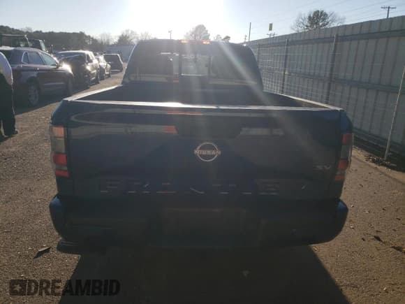 ✅ 2022 Nissan Frontier SV • VIN: 1N6ED1FJXNN637453 • Lot: 42048305. Listed on Copart with 23,662 mi. Free auction sales archive from the USA and detailed vehicle history report at DreamBid. Image 6.