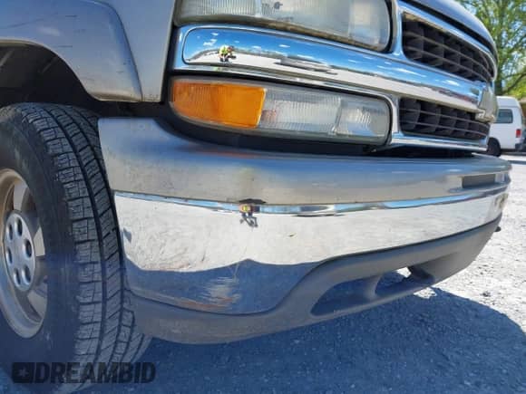 2000 Chevrolet Suburban LT с VIN 3GNFK16T0YG114431, выставлен на аукционе IAAI как лот 42059206 с пробегом 266 582 миль миль и . История ставок и продаж доступна на DreamBid. Изображение 12.