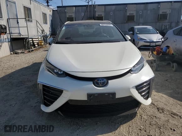 ✅ 2020 Toyota Mirai • VIN: JTDBVRBD2LA008212 • Lot: 80739895. Wystawiony na Copart z przebiegiem 42 132 mil. Bezpłatny archiwum sprzedaży aukcyjnych z USA i szczegółowy raport historii pojazdu na DreamBid. Zdjęcie 5.
