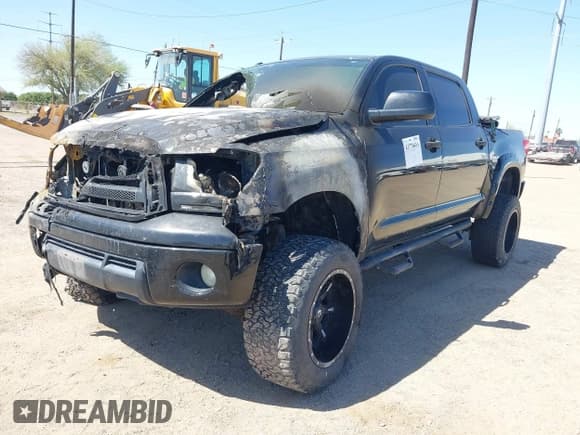 ✅ 2011 Toyota Tundra • VIN: 5TFDW5F11BX182122 • Lot: 41776414. Listed on IAAI with Not provided. Free auction sales archive from the USA and detailed vehicle history report at DreamBid. Image 2.