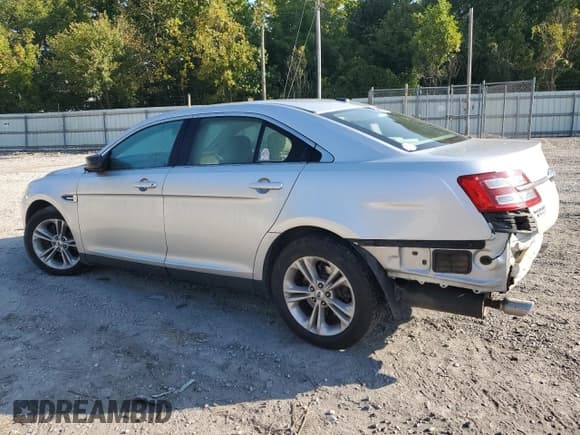 ✅ 2016 Ford Taurus SE • VIN: 1FAHP2D8XGG155107 • Lot: 71970325. Listed on Copart with 166,520 mi. Free auction sales archive from the USA and detailed vehicle history report at DreamBid. Image 2.