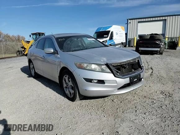 ✅ 2010 Honda Crosstour EX-L • VIN: 5J6TF2H5XAL012335 • Lot: 92404685. Wystawiony na Copart z przebiegiem 187 377 mil. Bezpłatny archiwum sprzedaży aukcyjnych z USA i szczegółowy raport historii pojazdu na DreamBid. Zdjęcie 14.