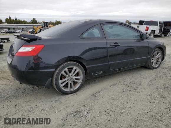 ✅ 2008 Honda Civic Si • VIN: 2HGFG21598H701060 • Лот: 84058355. Опубликован ранее на Copart с пробегом 133 312 миль. Бесплатный доступ к архиву аукционных продаж из США и подробный отчёт об истории автомобиля на DreamBid. Изображение 3.