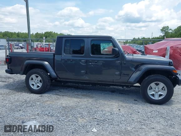 ✅ 2022 Jeep Gladiator Texas Trail • VIN: 1C6HJTAG8NL113611 • Лот: 42606904. Опубликован ранее на IAAI с пробегом 50 819 миль. Бесплатный доступ к архиву аукционных продаж из США и подробный отчёт об истории автомобиля на DreamBid. Изображение 13.