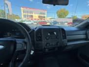 ✅ 2019 Ford F-350 • VIN: 1FD8X3A6XKED55892 • Lot: 81029095. Wystawiony na Copart z przebiegiem 84 157 mil. Bezpłatny archiwum sprzedaży aukcyjnych z USA i szczegółowy raport historii pojazdu na DreamBid. Zdjęcie 9.