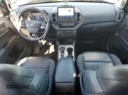 ✅ 2023 Ford Bronco Sport Outer Banks • VIN: 3FMCR9C6XPRE28865 • Lot: 89677715. Wystawiony na Copart z przebiegiem 35 266 mil. Bezpłatny archiwum sprzedaży aukcyjnych z USA i szczegółowy raport historii pojazdu na DreamBid. Zdjęcie 8.