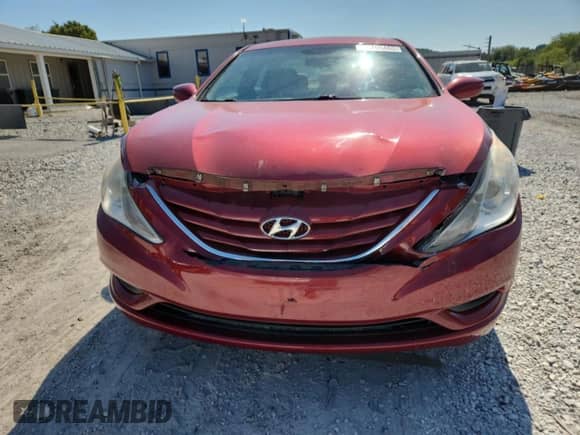 2013 Hyundai Sonata GLS z VIN 5NPEB4AC0DH574817, wystawiony jako Copart lot #85705465 z przebiegiem 246 336 mil mil oraz Czysty tytuł • Clean title. Historia ofert i sprzedaży dostępna na DreamBid. Obrazek 5.