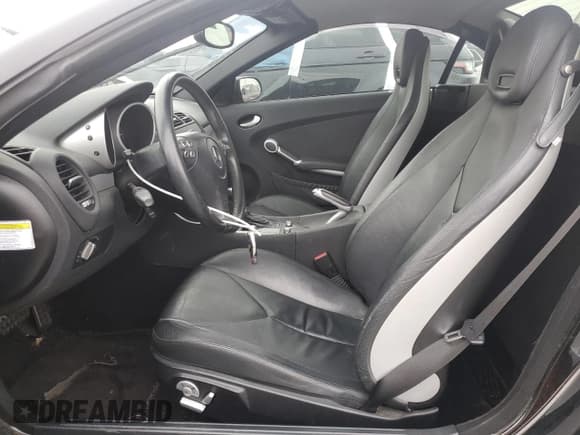 ✅ 2006 Mercedes-Benz SLK 350 • VIN: WDBWK56F26F103650 • Lot: 45700835. Listed on Copart with 120,165 mi. Free auction sales archive from the USA and detailed vehicle history report at DreamBid. Image 7.