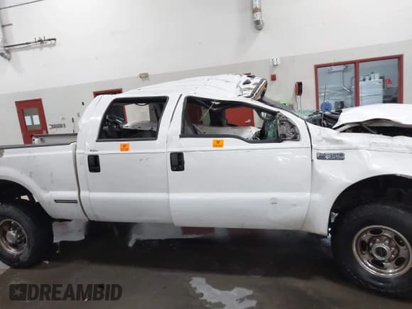 ✅ 2002 Ford F-350 XL • VIN: 1FTSW31F42EA44133 • Lot: 43726558. Listed on IAAI with 317,044 mi. Free auction sales archive from the USA and detailed vehicle history report at DreamBid. Image 12.