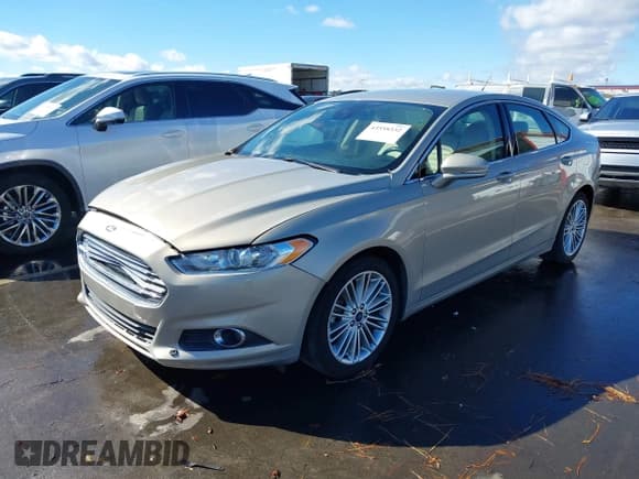 ✅ 2016 Ford Fusion SE • VIN: 3FA6P0H95GR129683 • Lot: 43558332. Listed on IAAI with 123,263 mi. Free auction sales archive from the USA and detailed vehicle history report at DreamBid. Image 18.