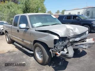 ✅ 2002 Chevrolet Silverado 1500 LT • VIN: 2GCEC19T921258511 • Лот: 40162808. Опубликован ранее на IAAI с пробегом 111 905 миль. Бесплатный доступ к архиву аукционных продаж из США и подробный отчёт об истории автомобиля на DreamBid. Изображение 1.