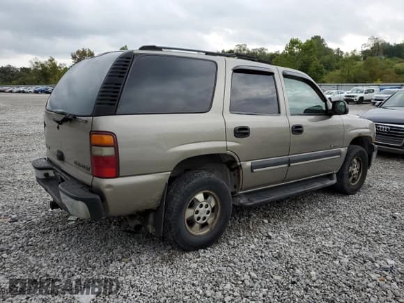 ✅ 2002 Chevrolet Tahoe LT • VIN: 1GNEK13Z32J332146 • Lot: 83796315. Listed on Copart with 274,110 mi. Free auction sales archive from the USA and detailed vehicle history report at DreamBid. Image 3.