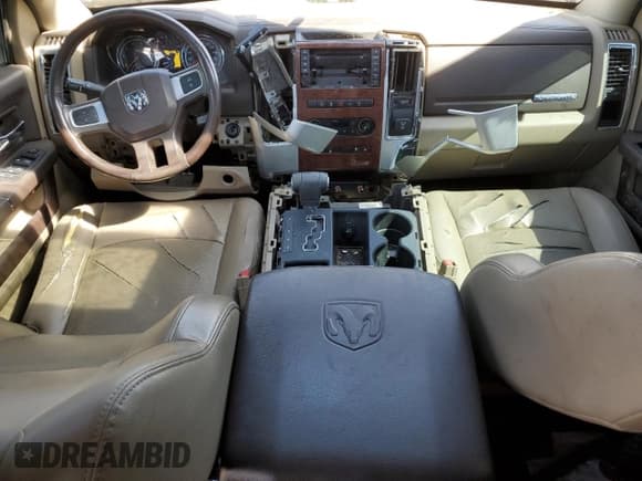 ✅ 2010 Dodge 1500 SLT • VIN: 1D7RV1CT4AS180910 • Lot: 46585505. Wystawiony na Copart z przebiegiem Nie podano. Bezpłatny archiwum sprzedaży aukcyjnych z USA i szczegółowy raport historii pojazdu na DreamBid. Zdjęcie 8.