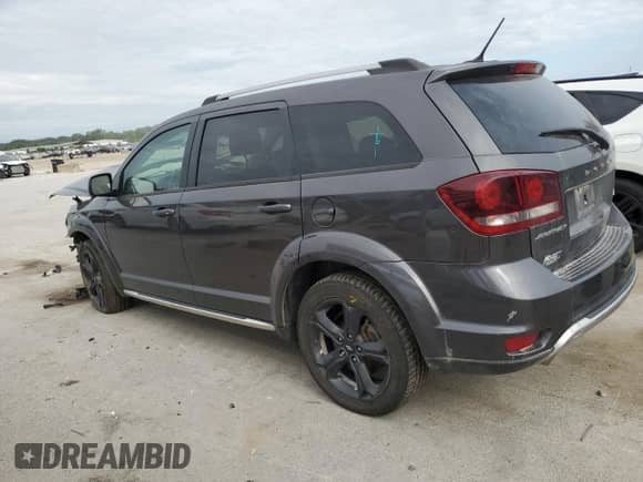 2018 Dodge Journey Crossroad with VIN 3C4PDCGG4JT379273, listed as a Copart auction lot 70452495 with 122,550 mi miles and Salvage title. Bid and sale history available at DreamBid. Image 2.