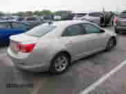 2015 Chevrolet Malibu LS z VIN 1G11A5SL4FF291669, wystawiony jako IAAI lot #41903641 z przebiegiem 160 334 mil mil oraz . Historia ofert i sprzedaży dostępna na DreamBid. Obrazek 4.