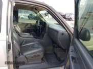 ✅ 2005 Chevrolet Silverado 1500 LT • VIN: 2GCEC19T751261914 • Лот: 41715626. Опубликован ранее на IAAI с пробегом 210 003 миль. Бесплатный доступ к архиву аукционных продаж из США и подробный отчёт об истории автомобиля на DreamBid. Изображение 5.