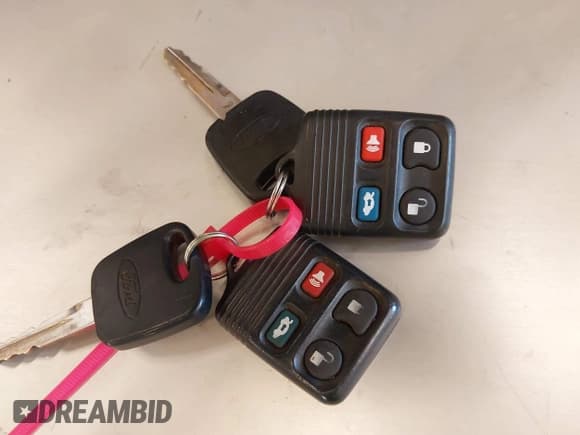 ✅ 2000 Ford Mustang • VIN: 1FAFP404XYF108270 • Лот: 42686976. Опубликован ранее на IAAI с пробегом 143 155 миль. Бесплатный доступ к архиву аукционных продаж из США и подробный отчёт об истории автомобиля на DreamBid. Изображение 11.