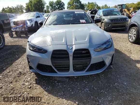 ✅ 2024 BMW M4 Competition xDrive • VIN: WBS33BA00RCP73666 • Lot: 72738944. Listed on Copart with 5,609 mi. Free auction sales archive from the USA and detailed vehicle history report at DreamBid. Image 5.