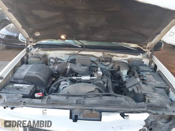 ✅ 1997 GMC Sierra 1500 • VIN: 1GTEC19M1VE524695 • Лот: 43552092. Размещён на IAAI с пробегом 215 857 миль миль. Получите бесплатный доступ к архиву аукционных продаж из США и посмотрите подробный отчёт об истории автомобиля на DreamBid. Изображение 10.