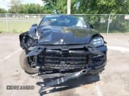 ✅ 2025 Porsche Cayenne GTS • VIN: WP1BG2AY6SDA45023 • Lot: 42941707. Listed on IAAI with 3,763 mi. Free auction sales archive from the USA and detailed vehicle history report at DreamBid. Image 12.